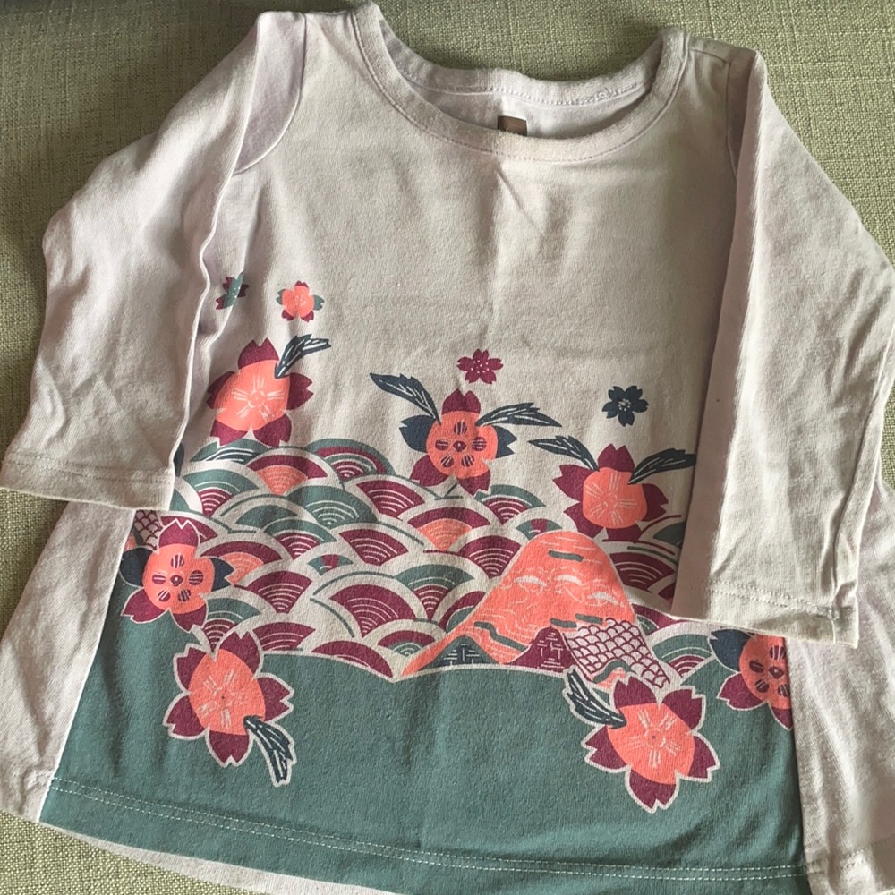 Tea long sleeve dress